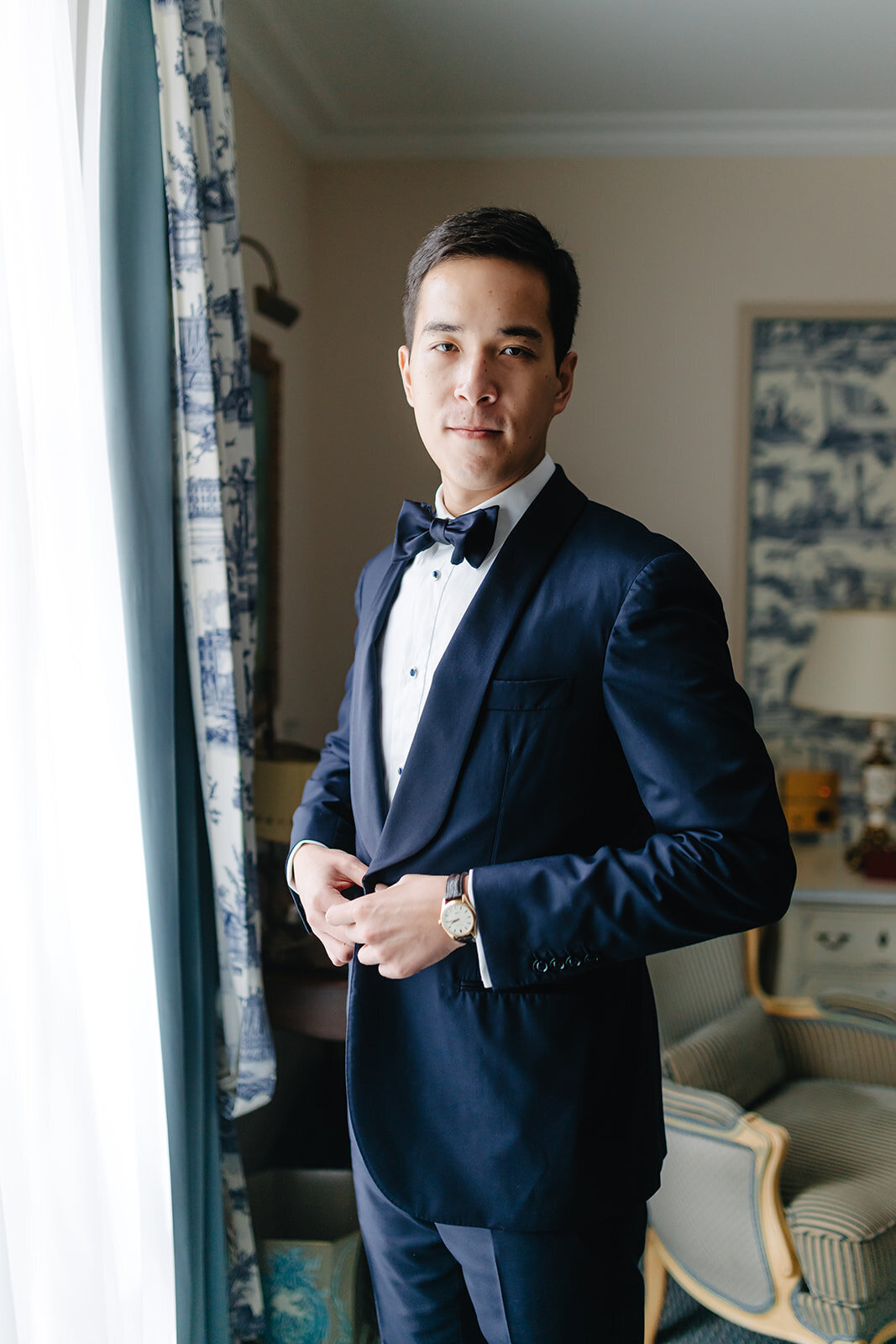 MorganeBallPhotography-Wedding-ZoeEdward-02-Chantilly-GettingReadyEdward-101-0351