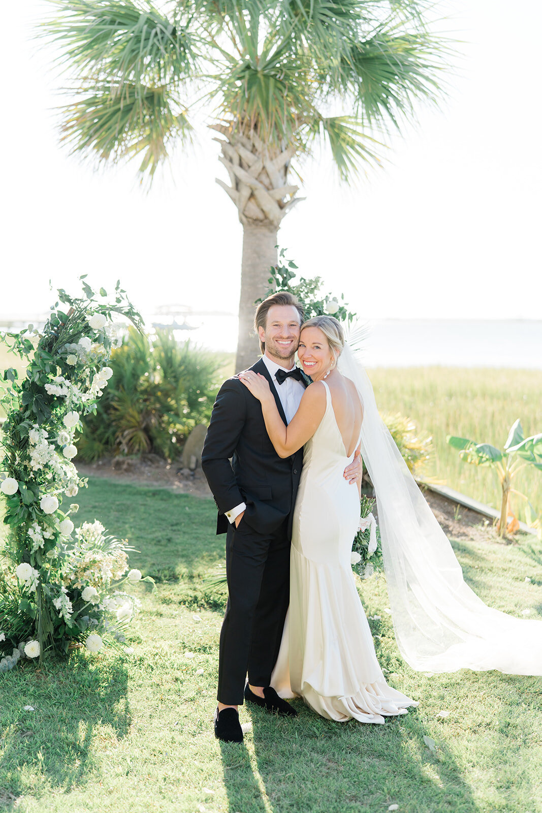 charleston_fall_newlyweds_after_outdoor_wedding_ceremony_kailee_dimeglio_photography-598_websize