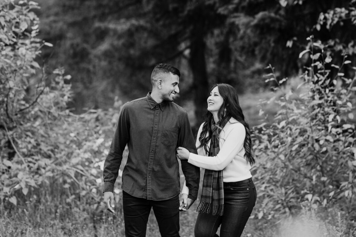 Gold Creek Pond Engagement_Megan Montalvo Photography_0039