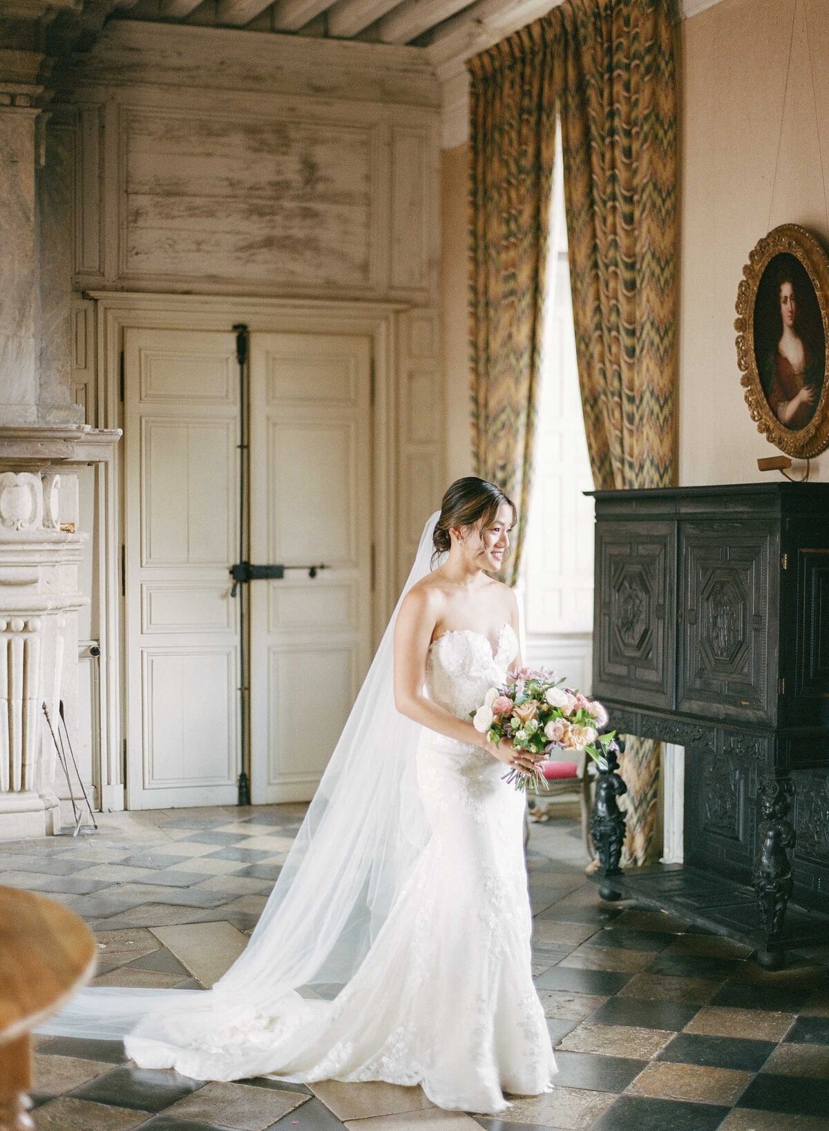 Molly-Carr-Photography-Paris-Wedding-Photographer-France-Destination-Film-Photography-28