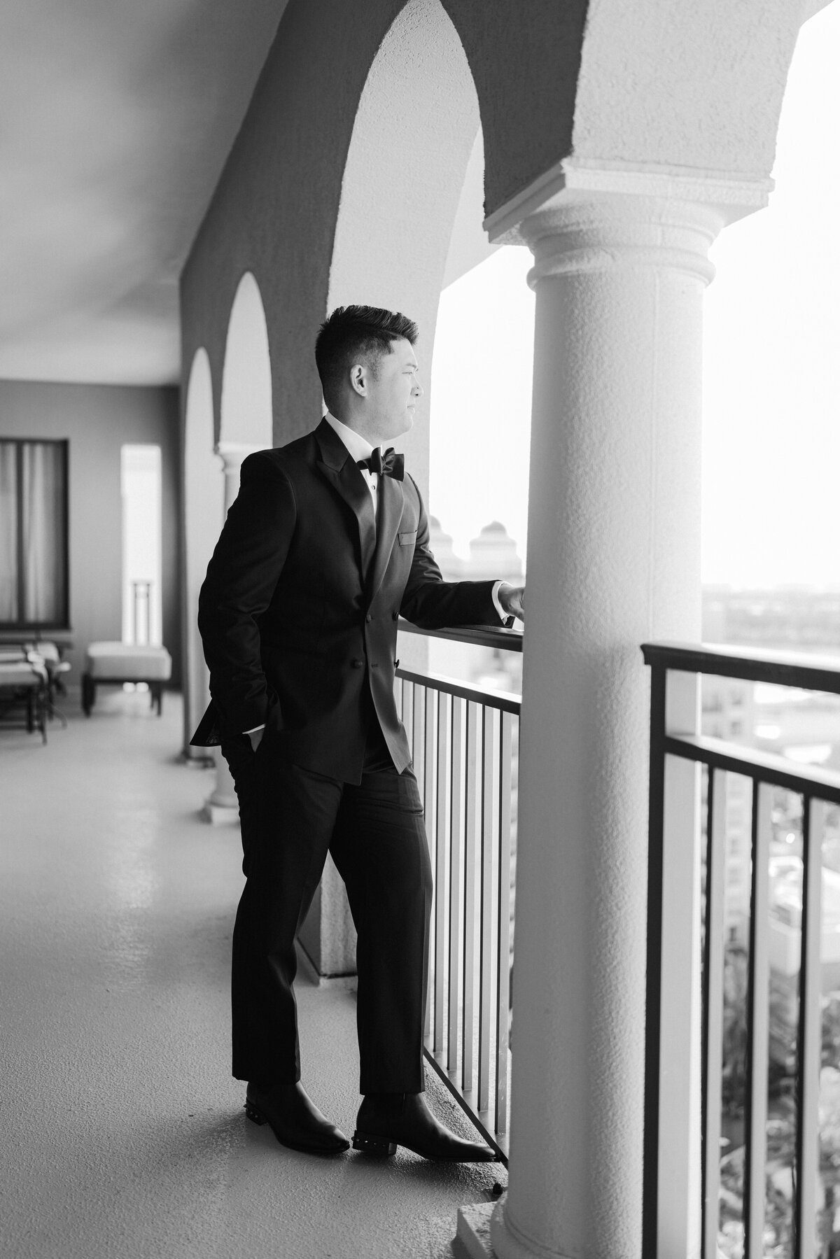 Kristen Weaver Photography Orlando Florida Destination Photographer Worldwide Wedding Editorial Fashion Inspired Clean Film Digital KWP Soft Classic 0854