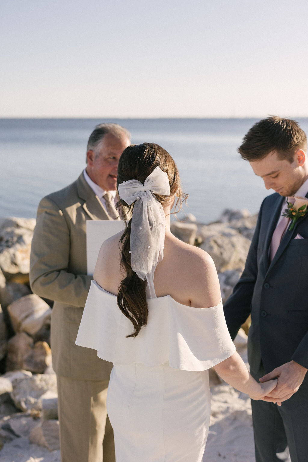 emily-plank-photo-the-current-hotel-florida-elopement-chantilly-chic-celebrations-14
