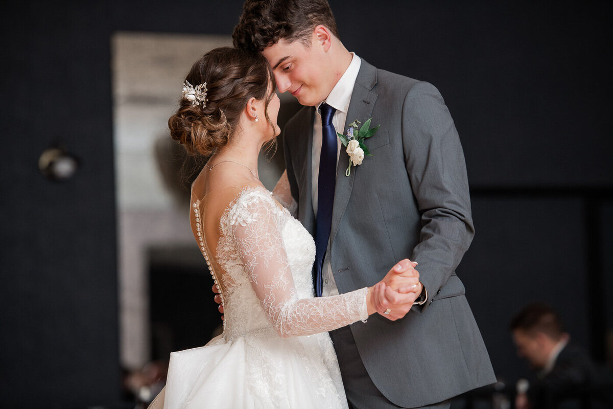 catholic-wedding-winter-carmel-indiana-our-lady-of-mt-carmel-catholic-church-ritz-charles-43