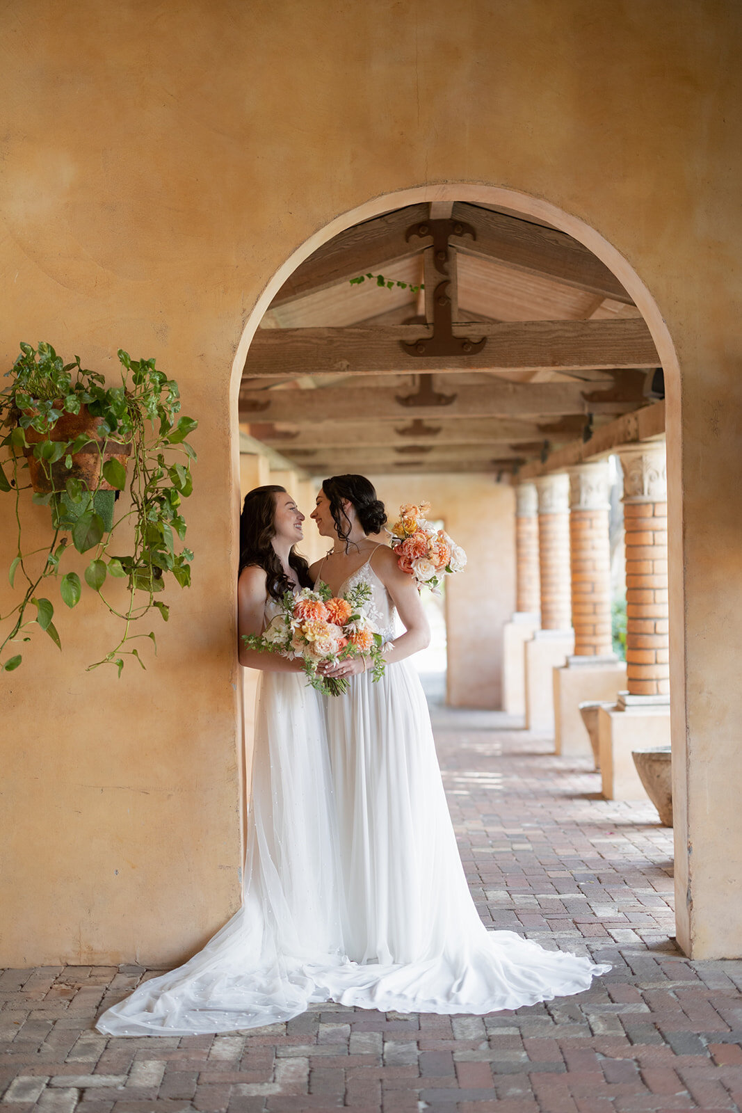 sneak peeks erika and katie-34