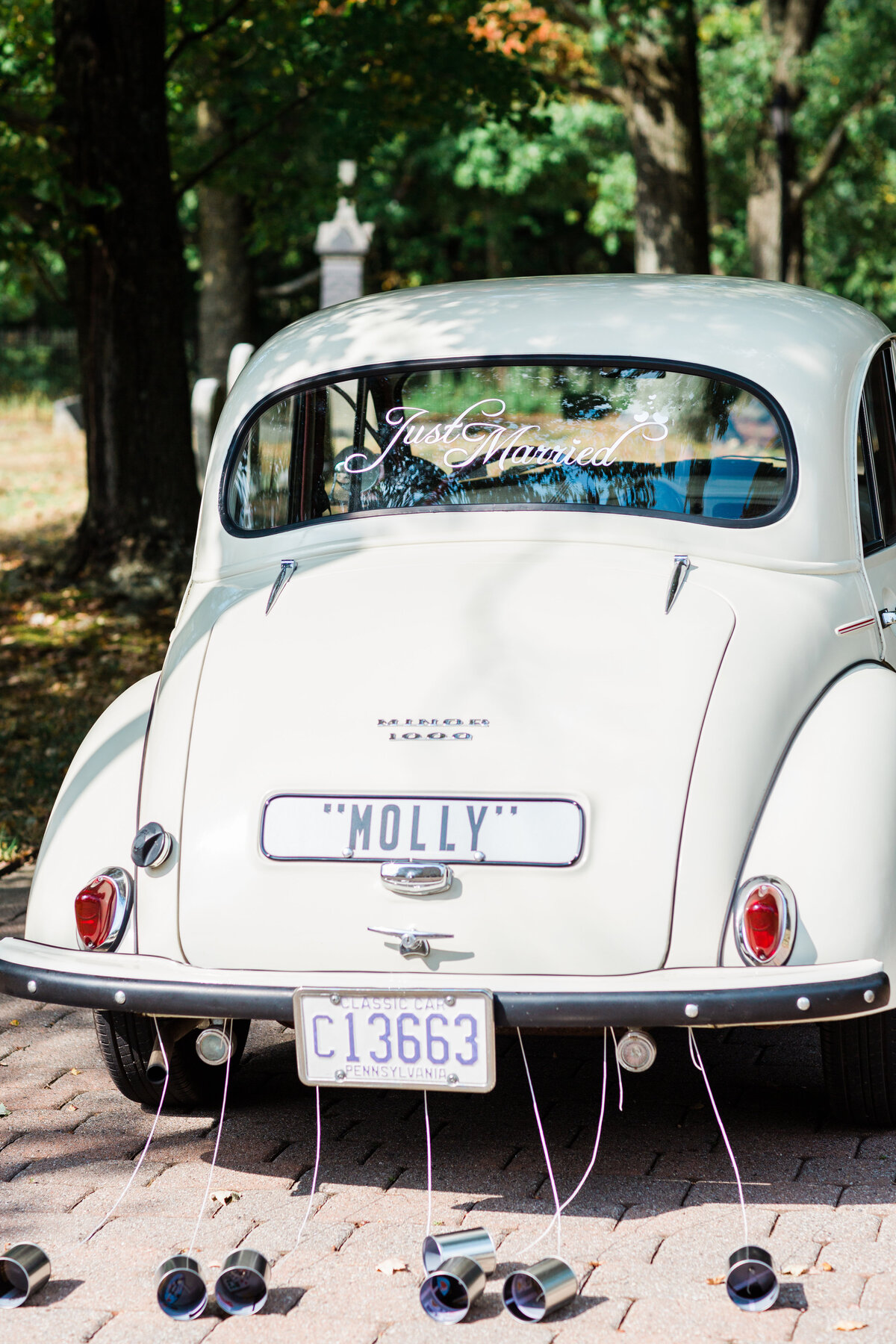 wedding vintage getaway car