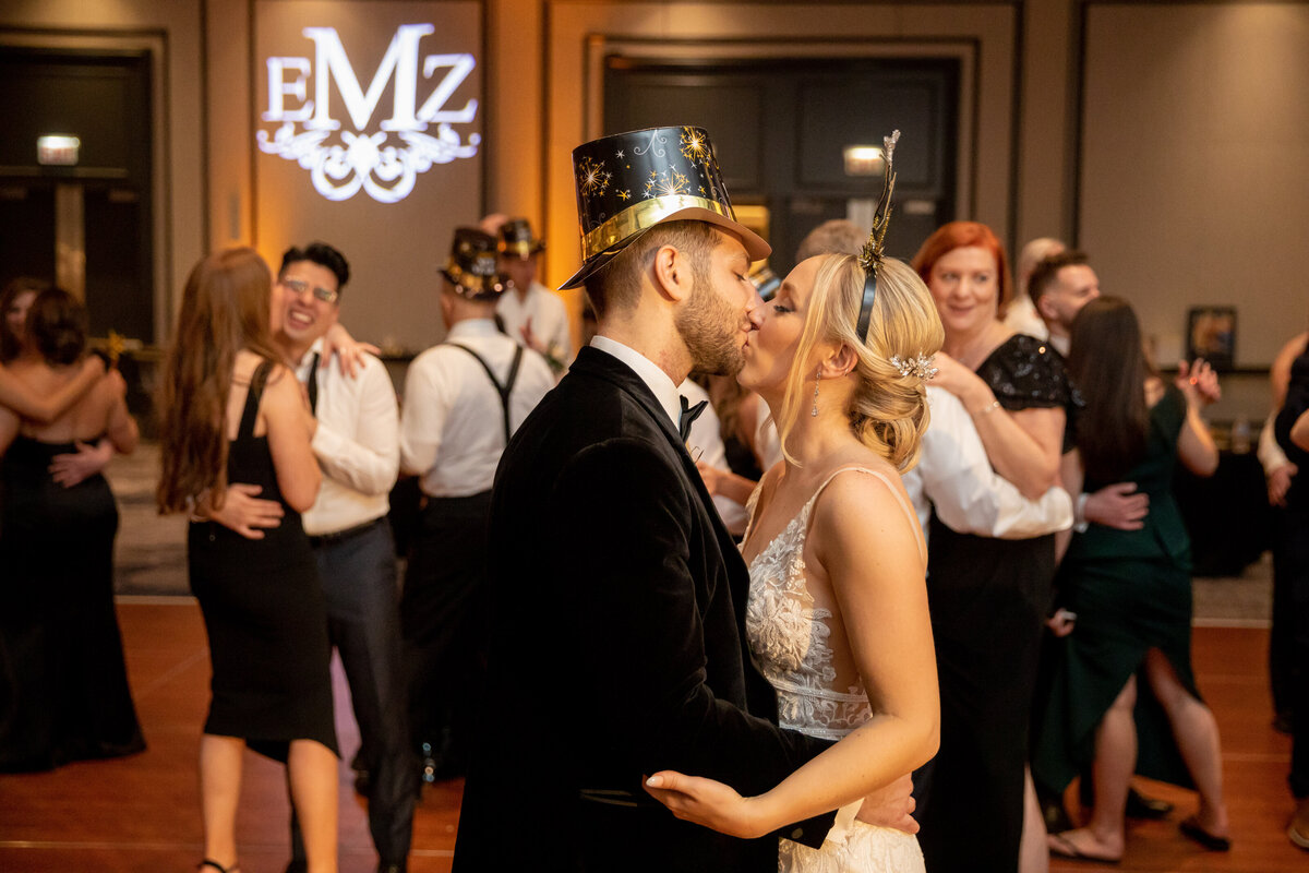 6200-Emily-Zack