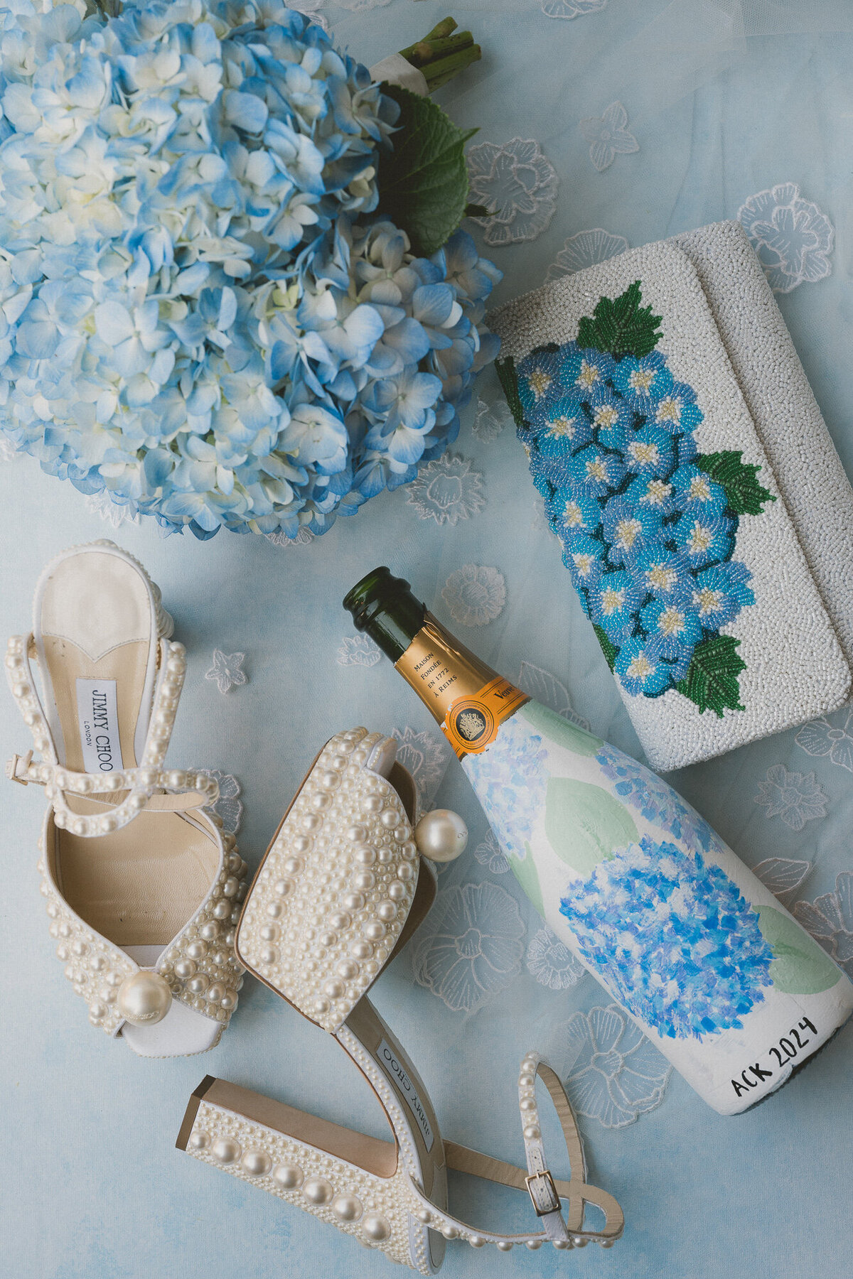 Blue-Hydrandeas-Black-Tie-Wauwinet-61