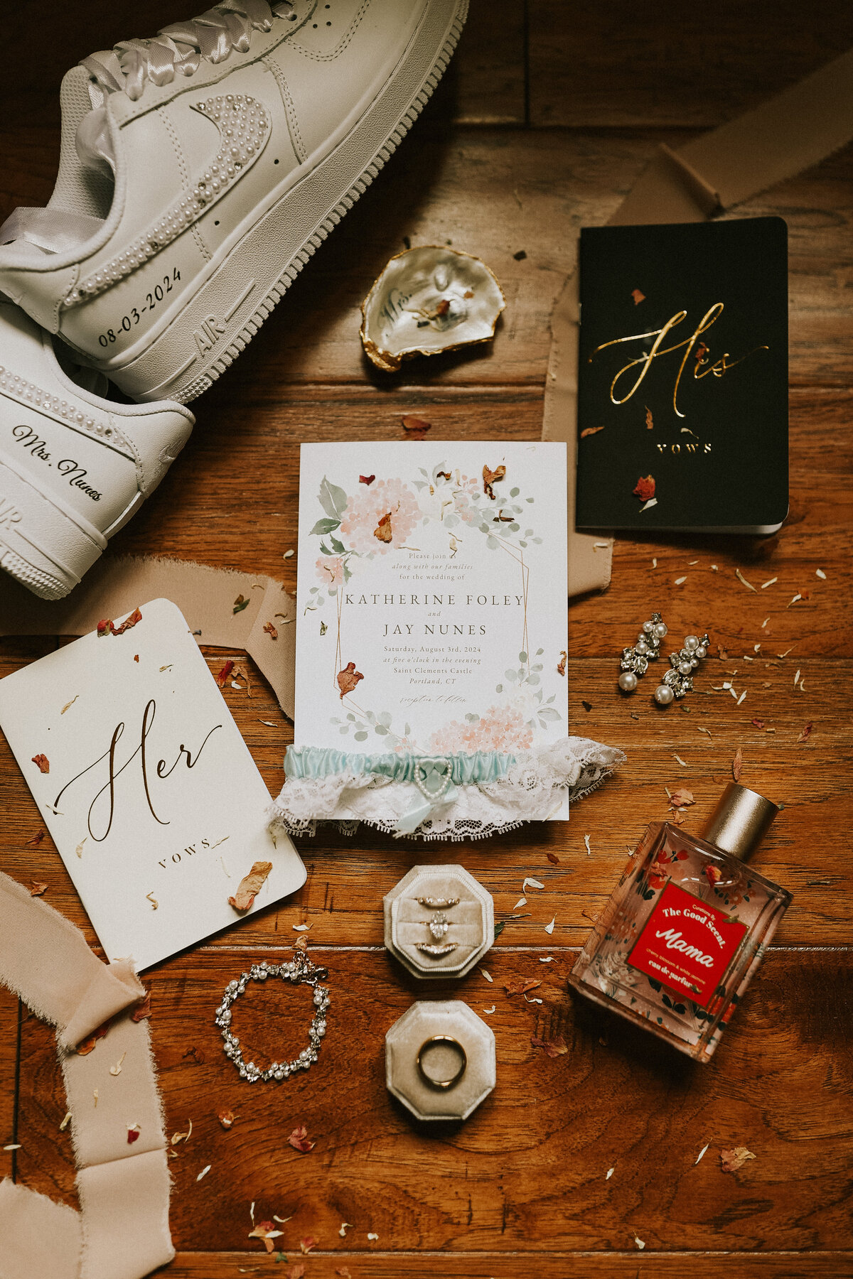 flatlay-connecticut-wedding-planner