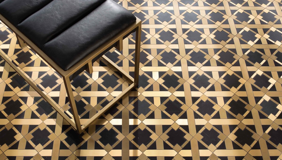 NewRavenna_Kubunibrassfloor-sm