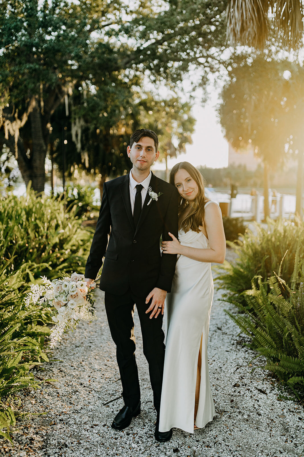 amber-mcwhorter-photo-armature-works-elopement-chantilly-chic-celebrations-4
