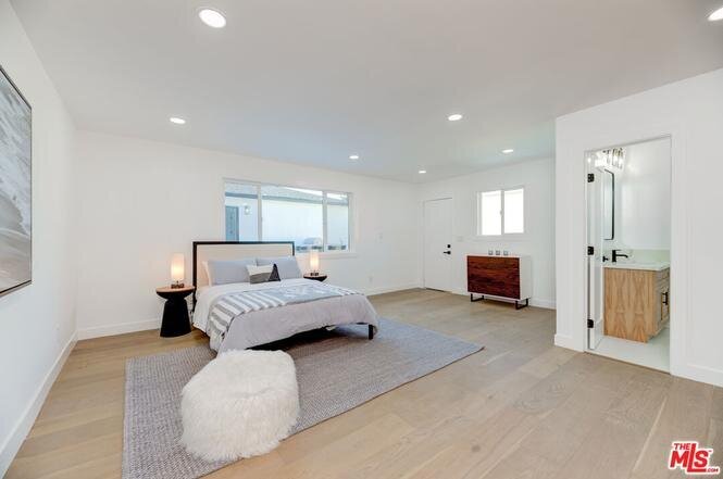 aw-development-adu-bedroom-ensuite-backyard-door