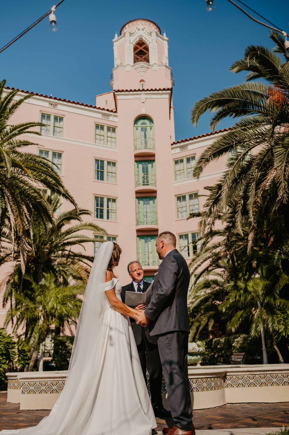 mariah-lacy-photo-the-vinoy-hotel-elopement-chantilly-chic-celebrations-4