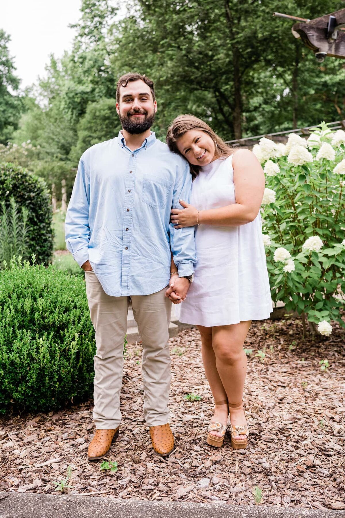 Elli-Row-Photography-CatorWoolford-Gardens-Engagement_2823