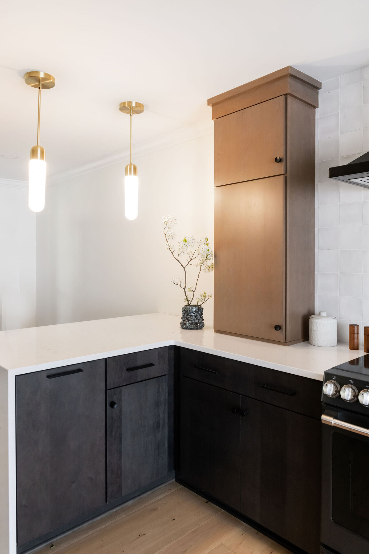 4421BelmontParkTerrace-41