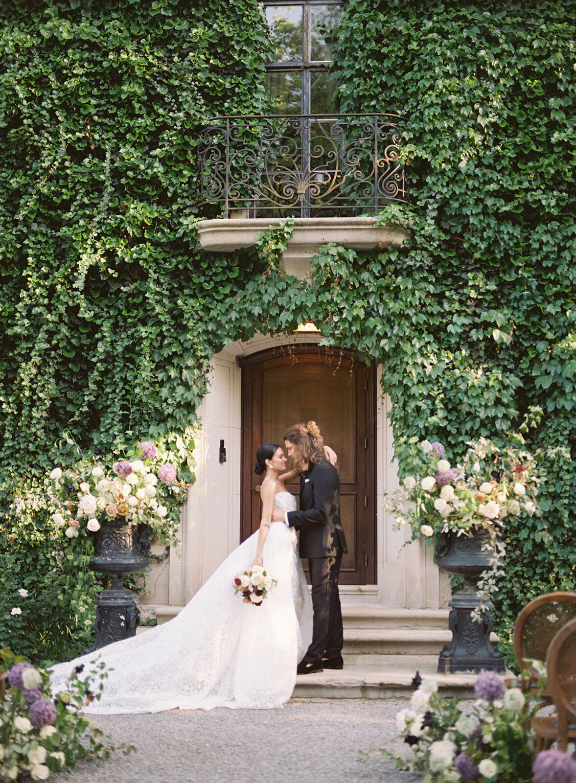 Greencrest Manor - Battle Creek Michigan Wedding Venues - Stephanie Michelle Photography - _stephaniemichellephotog2-R1-E008