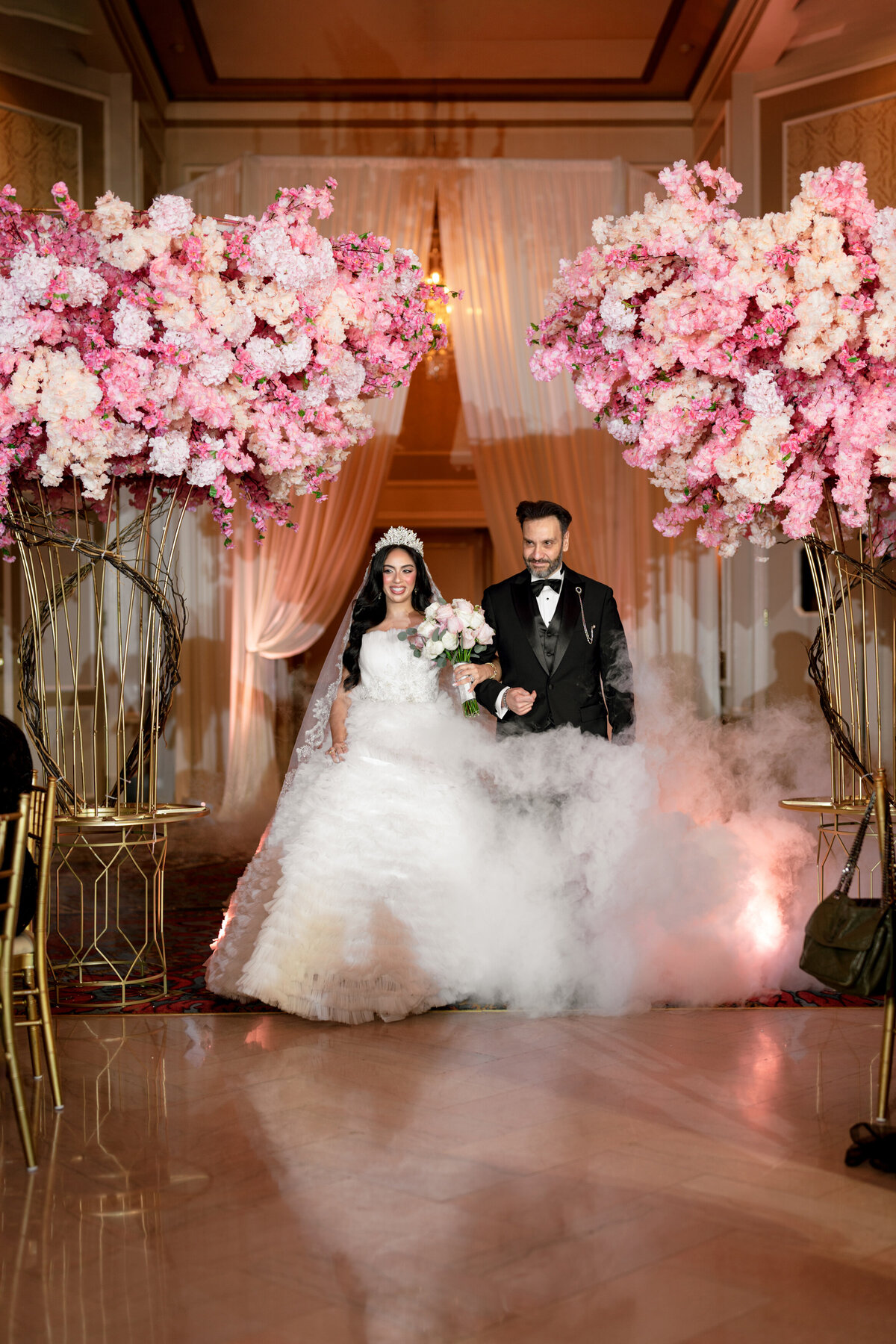 Berlez-Aspen-Avenue-Chicago-Wedding-Photographer-Windy-City-Wedding-Dance-Fulton-West-Event-Christmas-Session-147