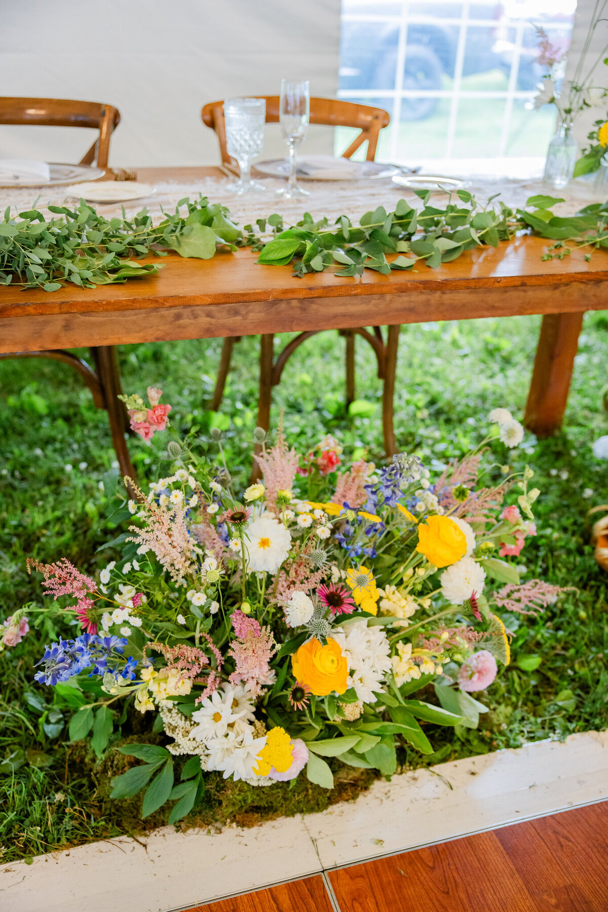 phelps-hatheway-house-wedding-flowers-2