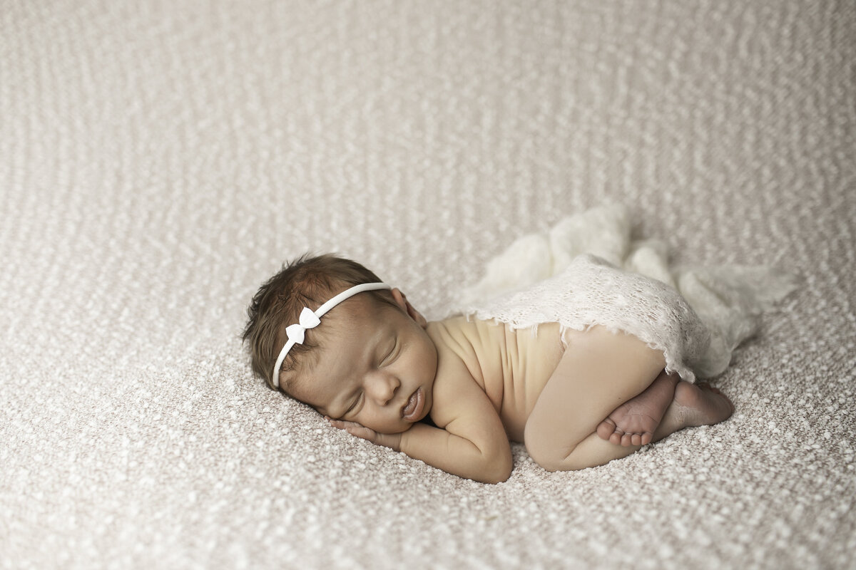 DFW-newborn-photographer-chunky-monkey-17