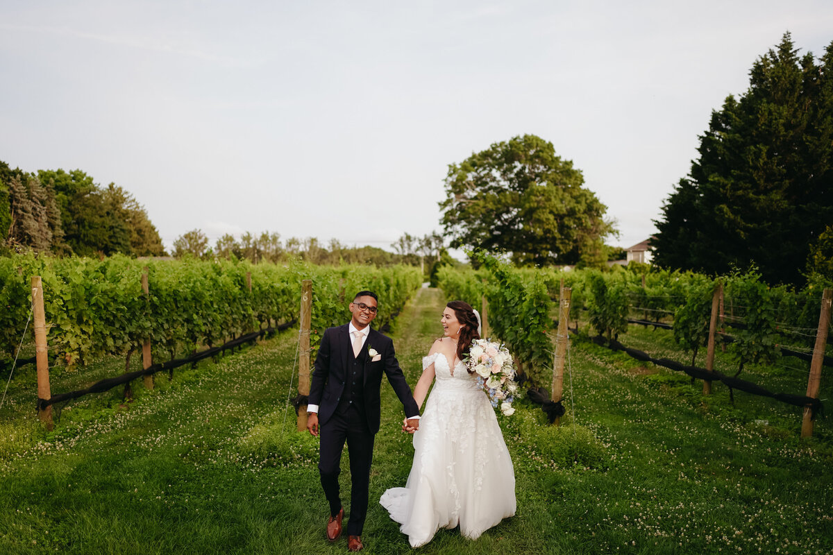 vineyardsataquebogue-99