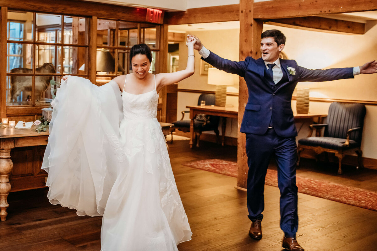 New_Hampshire_Wedding_Photographer_Bedford_Village_Inn-79