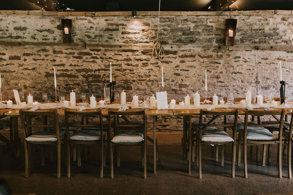 Issy-and-Bella-Floral-Design-Wedding-Florist-Herefordshire-Dewsall-Court-N-Z63