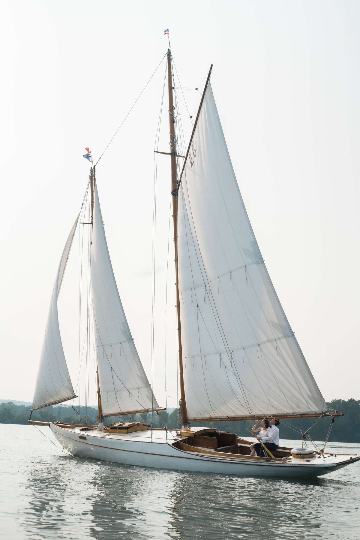 0590 The Anitra Boat Wedding Proposal  Toronto Hamilton Editorial Lisa Vigliotta Photography Nobl Events