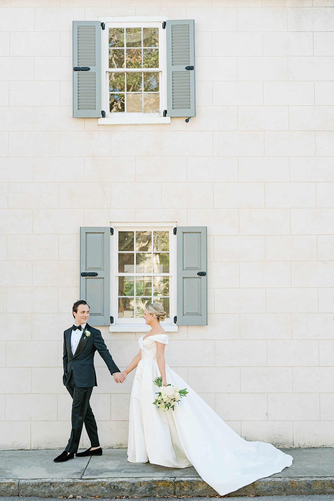 Pure Luxe Bride - Ashley + John - Wedding at The Gadsden House - 3