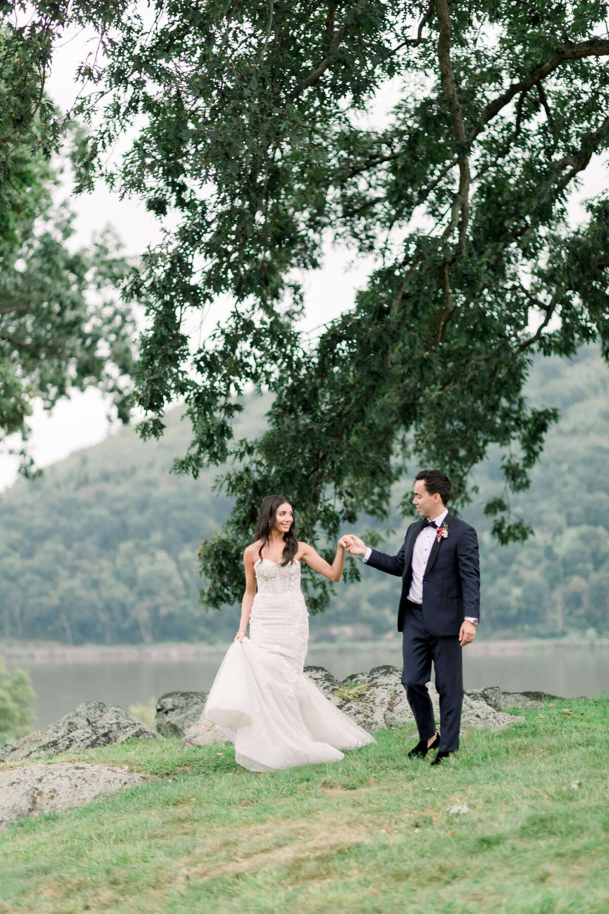 Monteverde_at_Oldstone_Wedding_055