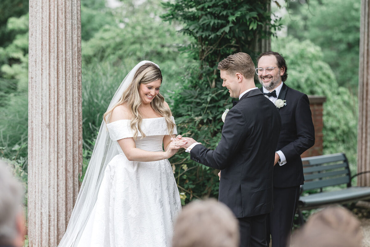 exchanging_wedding_rings