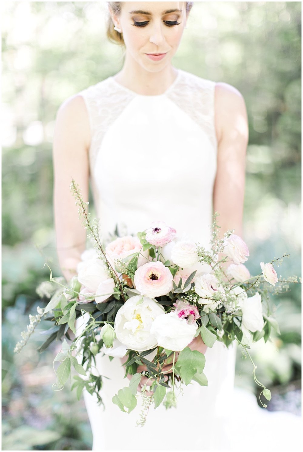 Spring-Floral-Willows-On-Westfield-Lodge-Wedding-Ivan-Louise-Images-Jessica-Dum-Wedding-Coordination_photo_0005