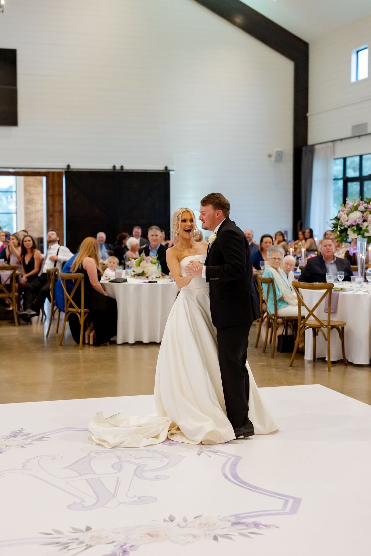 lavender-wedding-florals-houston-florist-tamara-menges-18