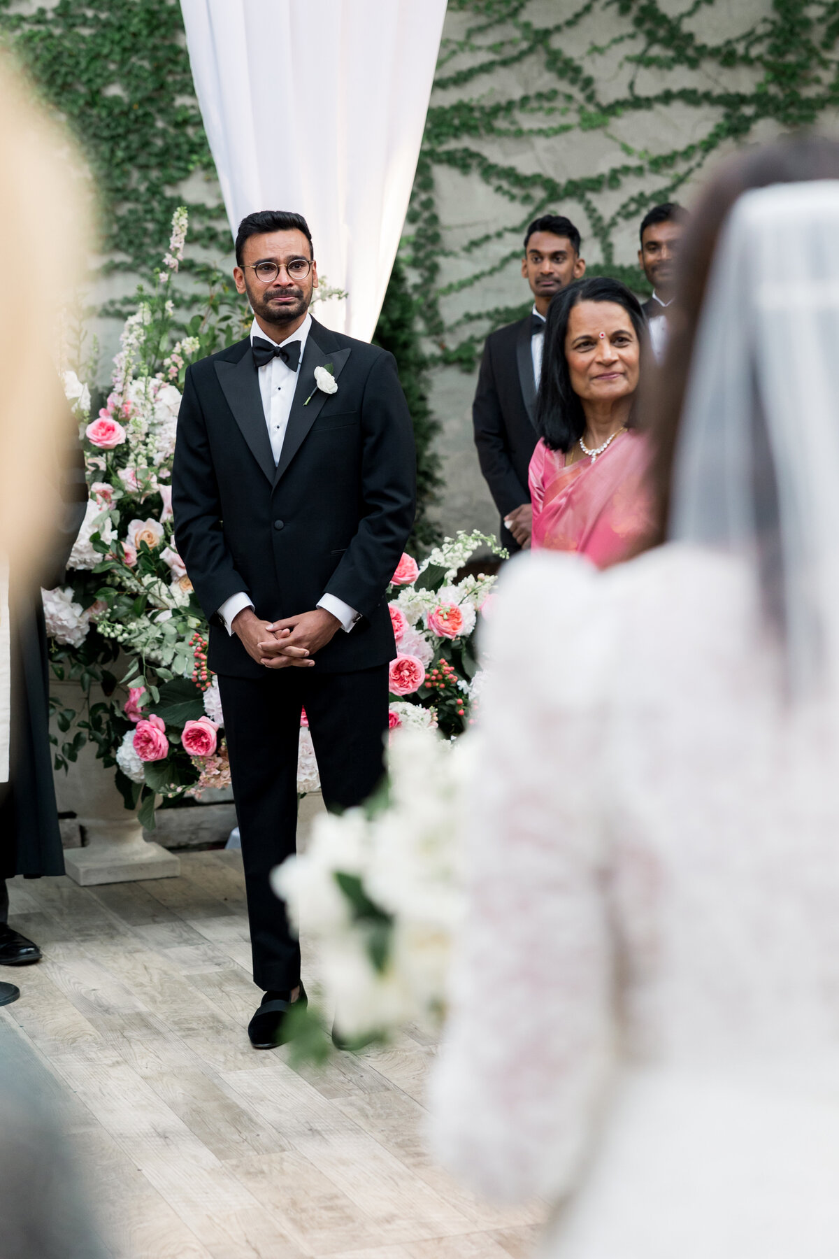 Chicago Illuminating Company Wedding with Pink Block Print Linens_21
