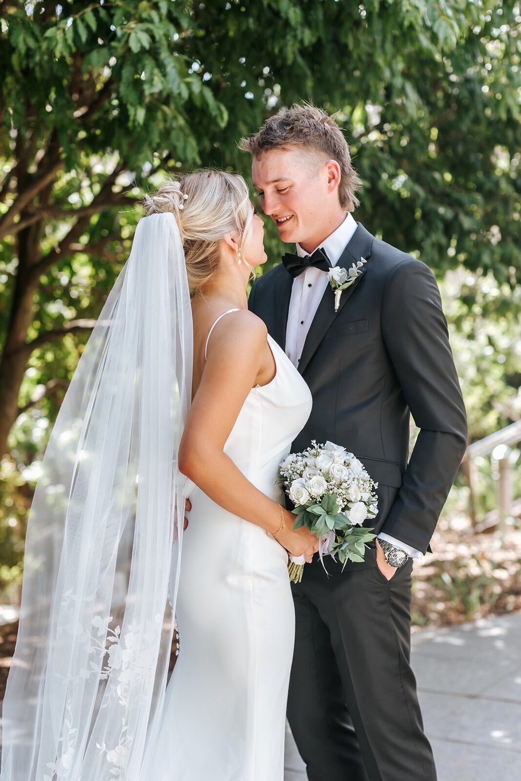 Elope-micro-wedding-elopement-yarravalley-melbourne-Balgownie-Estate44