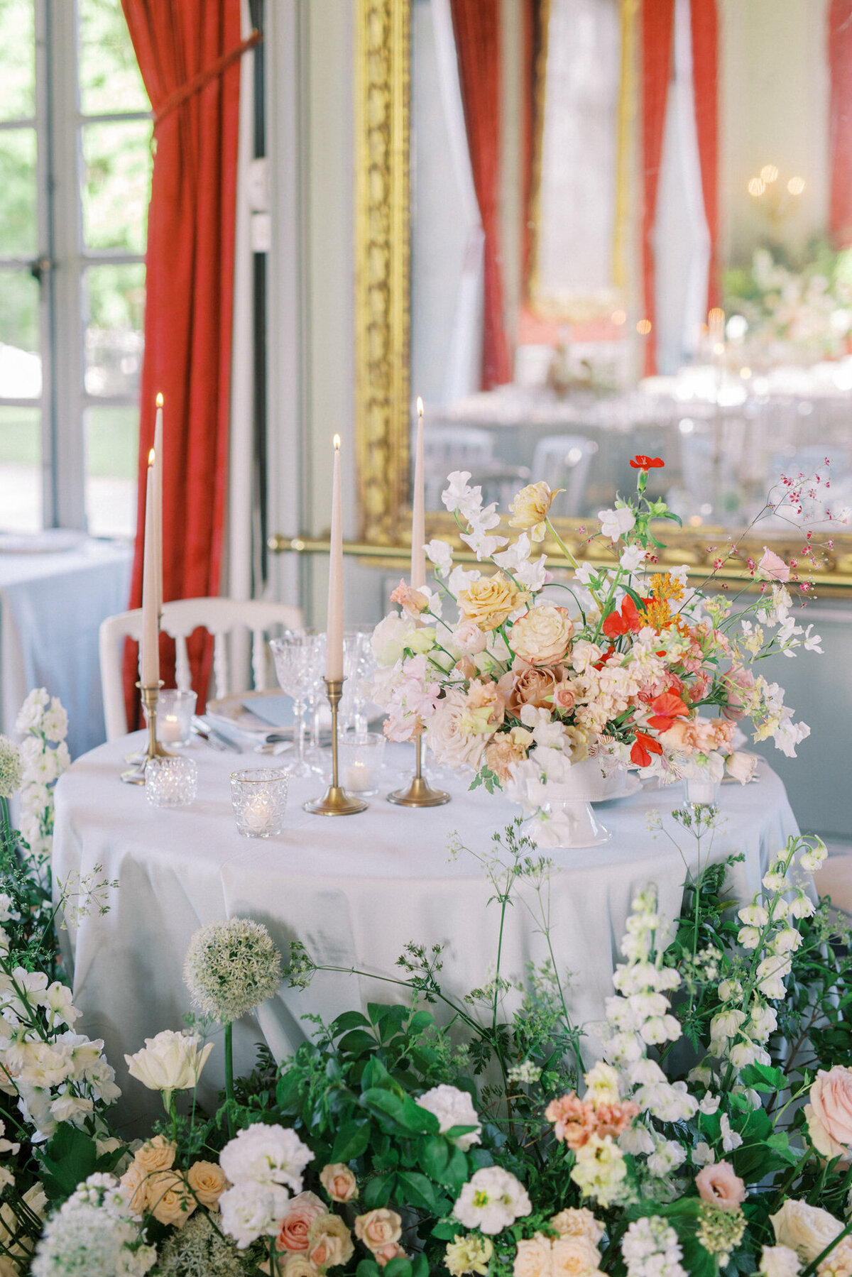 Maïlys Fortune Photography Husband Wife Wedding Weddings Photography France Switzerland Italy Timeless Dreamy Imagery Bilingual French English Destination Weddings Destination Wedding Provence French Riviera Paris Lake Como Tuscany95