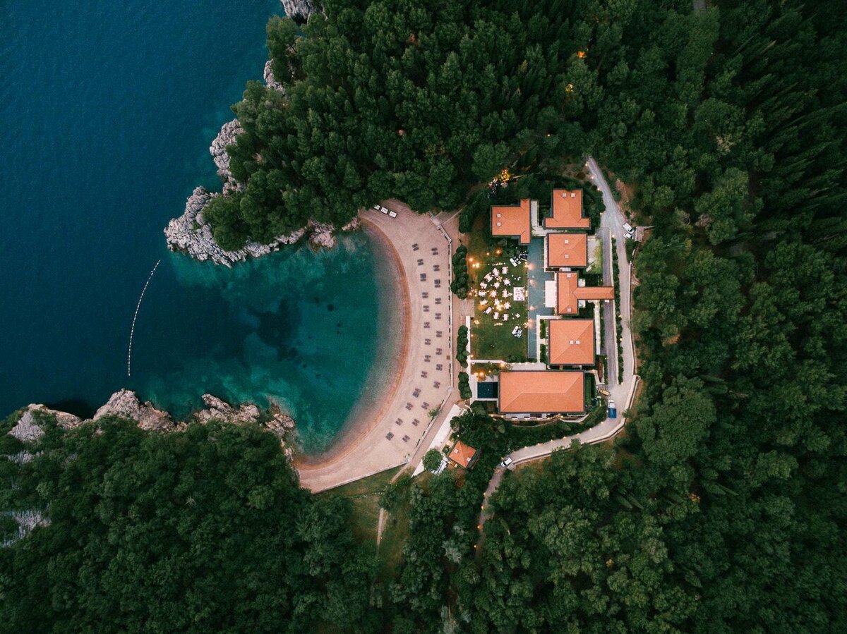W12-Aman-Sveti-Stefan-Wedding-in-Montenegro-Chandler-and-Nadim-2019-06-15-2500px-1276