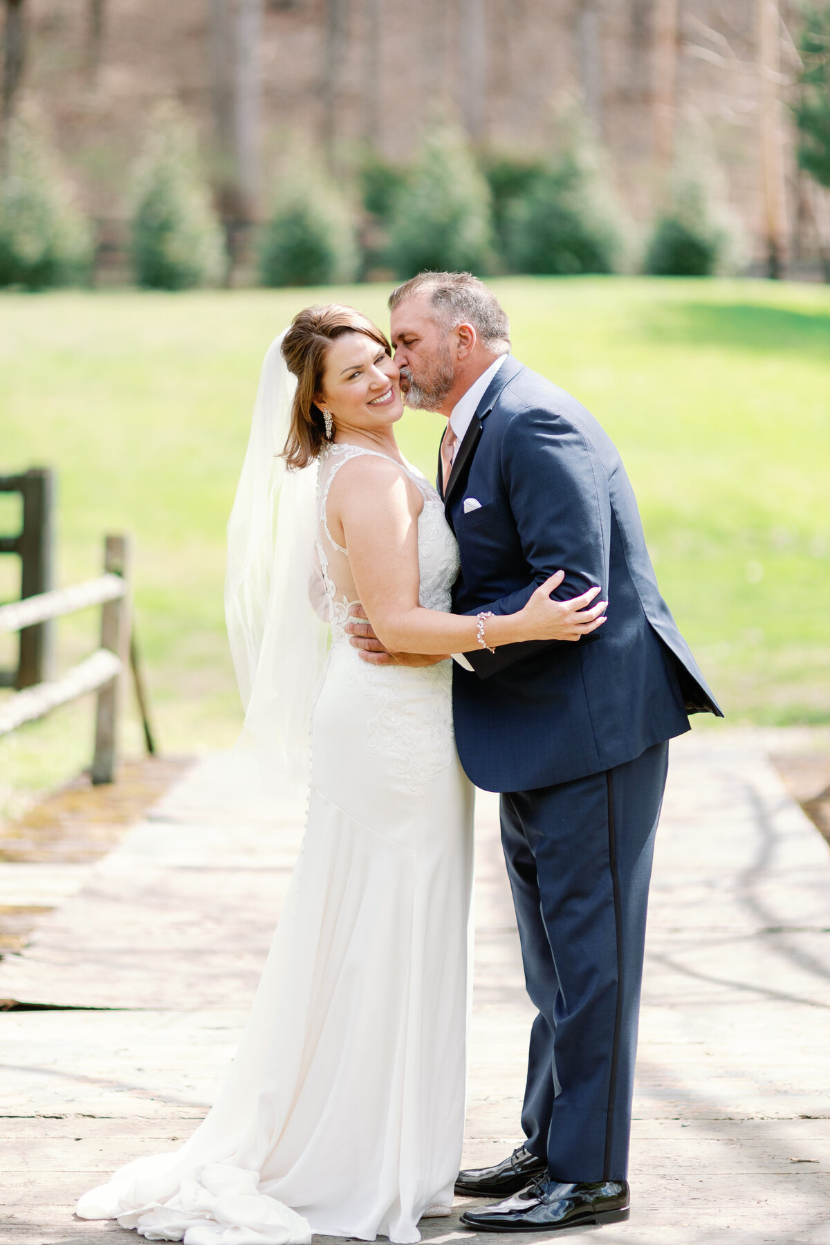 Julie and Robert Wedding Day - The Stables at Strawberry Creek - East Tennessee Wedding Photographer - Alaina René Photograhpy-81