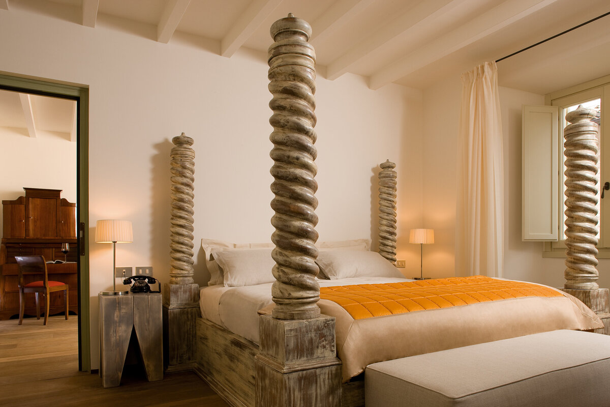 Waterstone - Palazzo Seneca- Norcia - Luxury Boutique Hotel - Suite