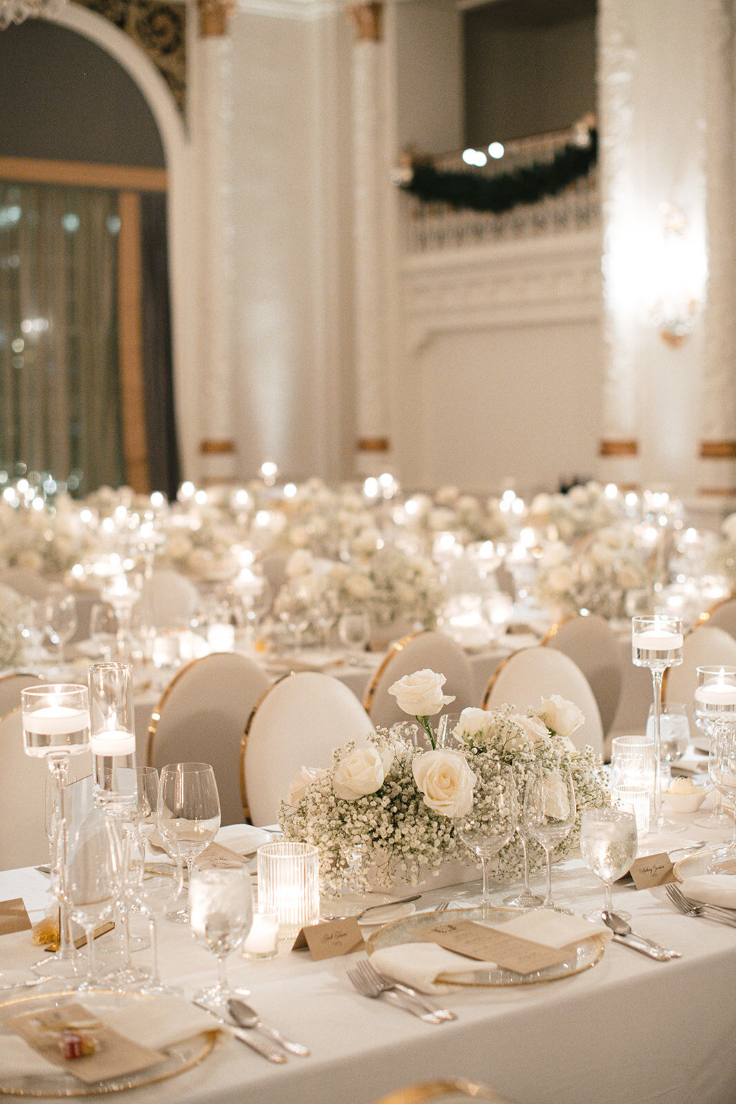 Grand-White-Wedding-Fairmont-Hotel-Flora-Nova-Design-Seattle-00032