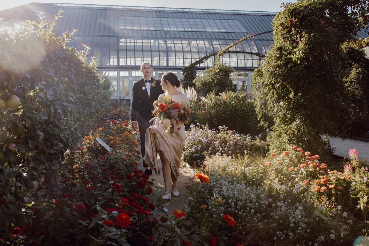 GARFIELD-PARK-CONSERVATORY-WEDDING-PHOTOGRAPHY-BY-MEGAN-SAUL-PHOTOGRAPHY-HIGHLIGHTS (157 of 362)