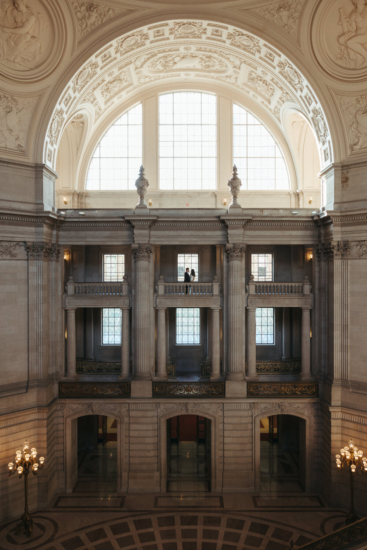 skyler-maire-photography-san-francisco-city-hall-engagement-19