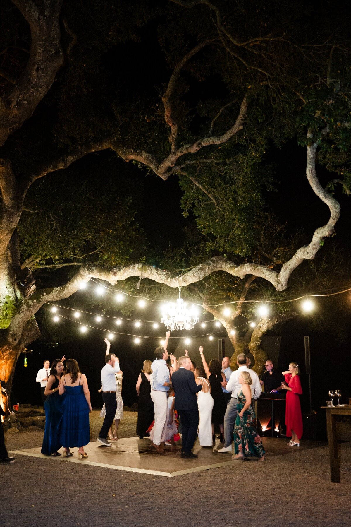 74-CarolineNick-Previews-JenPhilipsPhoto