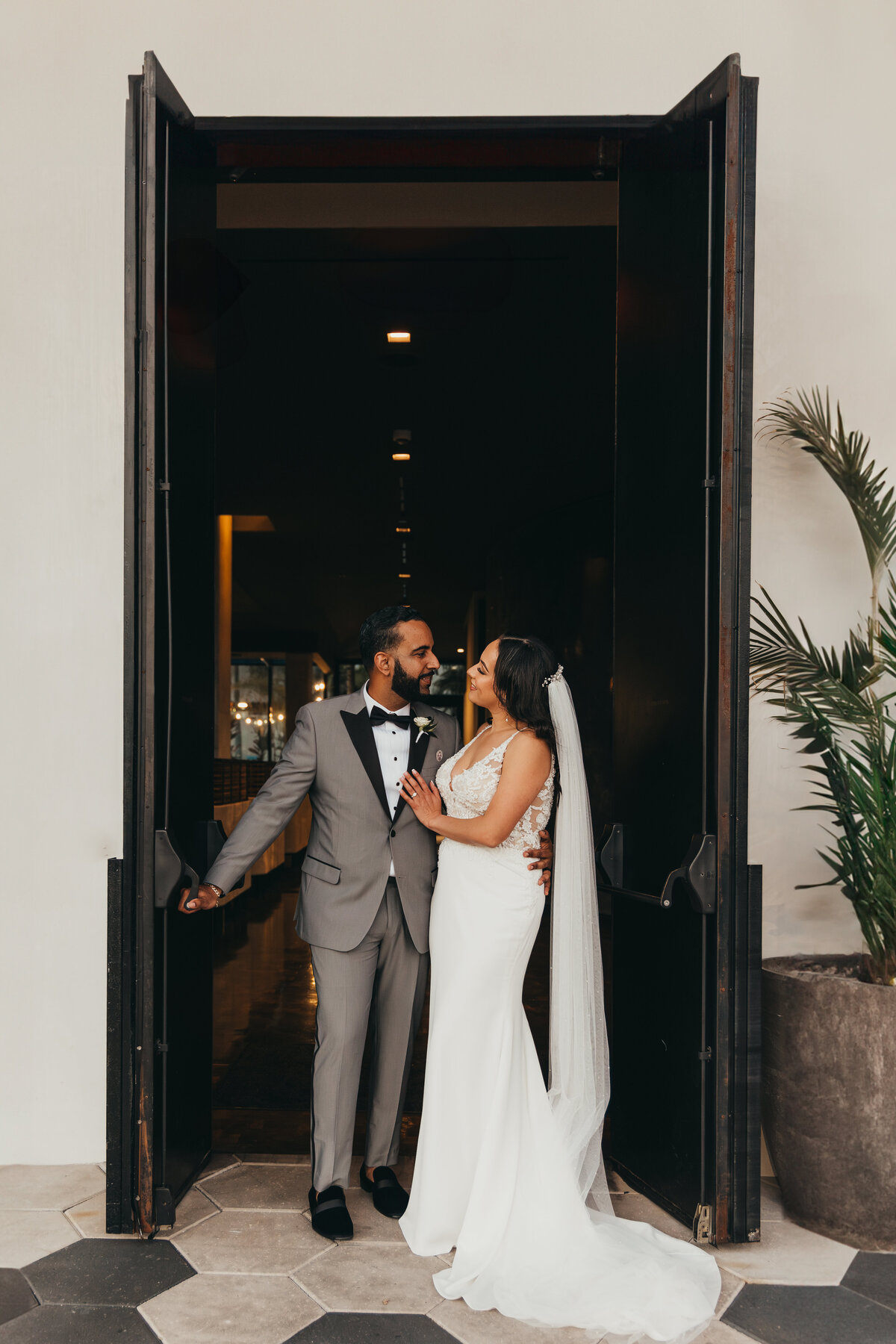 ariel-amir-photo-hotel-haya-elopement-chantilly-chic-celebrations-9