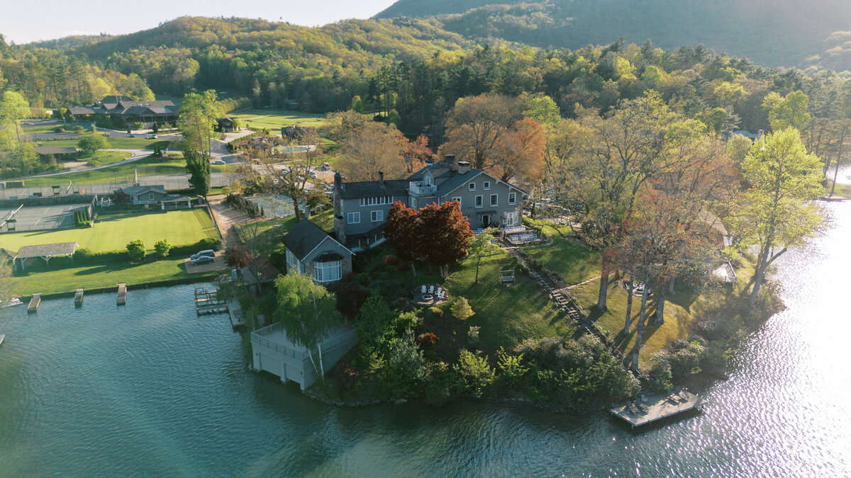Lake Toxaway- Greystone Inn-editorial-wedding-photographer-amber-hatley-beautiful-and-honest-images