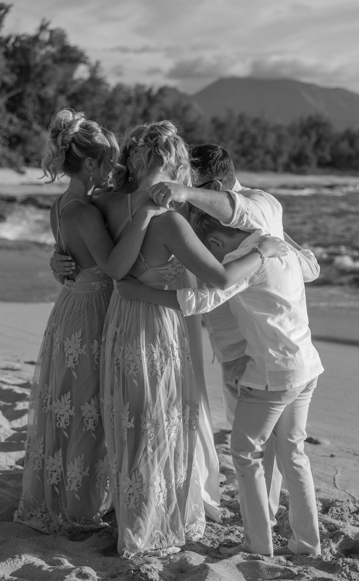 papailoa-beach-elopement-53