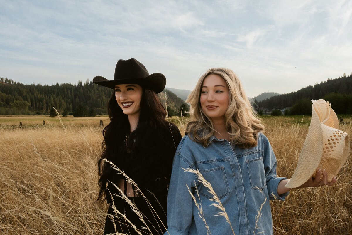 Boots in the loop - gracesmark spokane coeur d alene photographer9