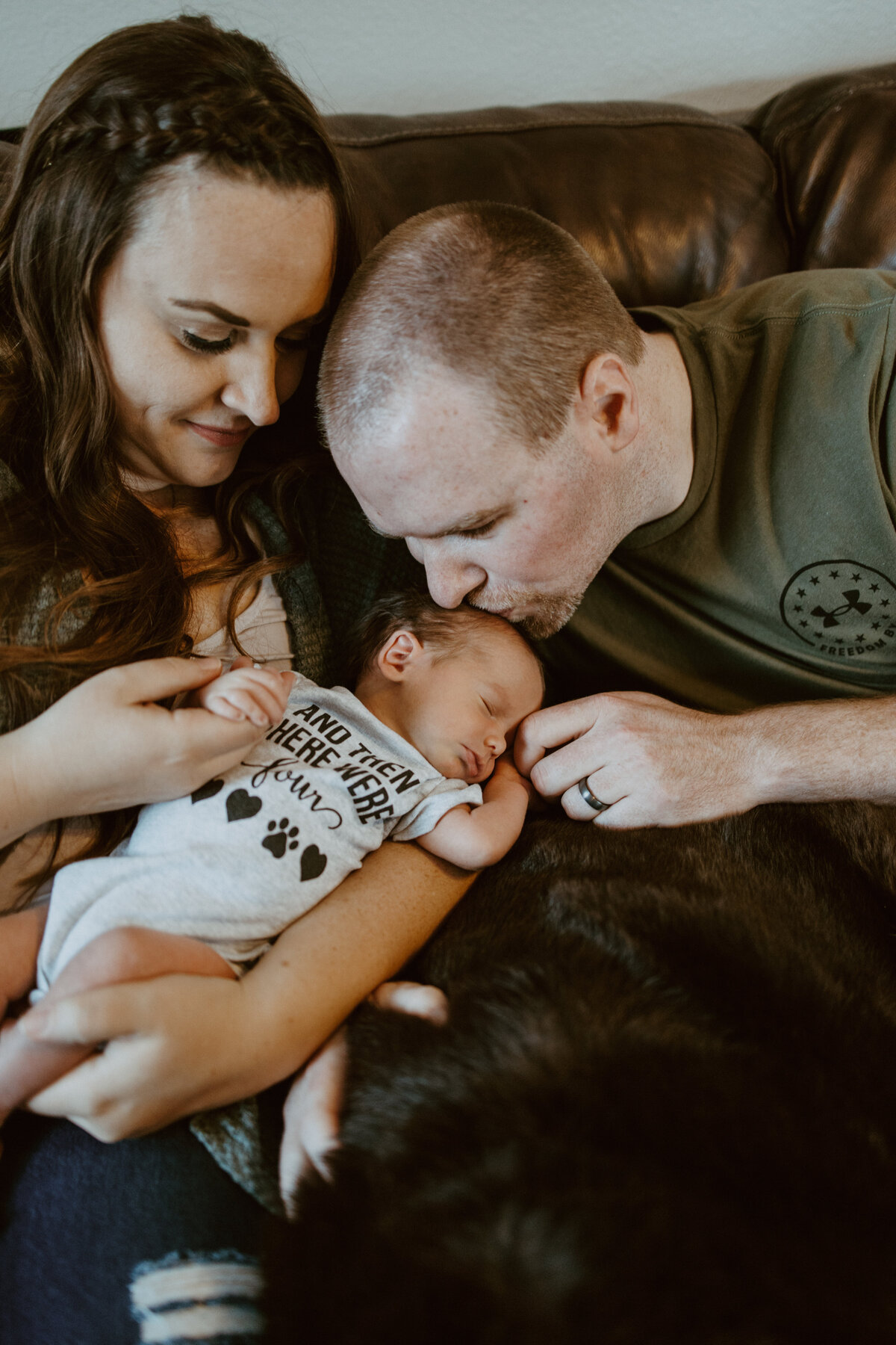 Seattle based motherhood, newborn and family photographer.