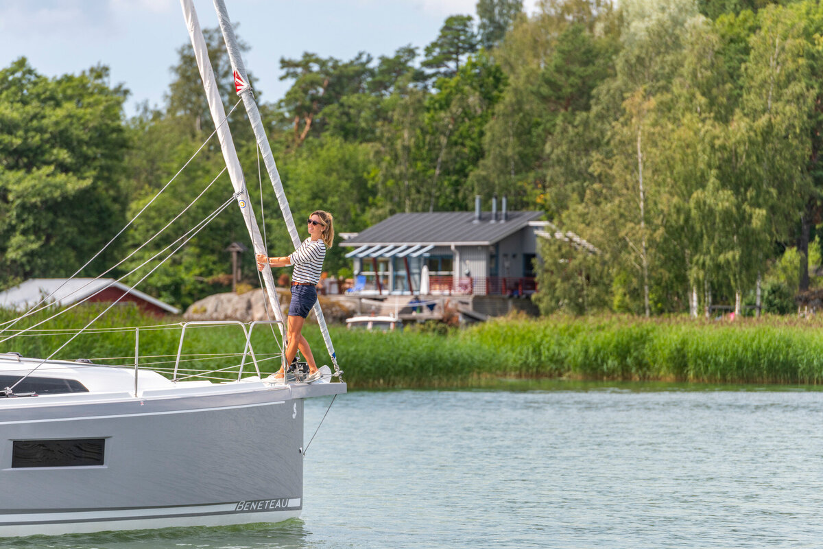 Beneteau-oceanis-30.1-13