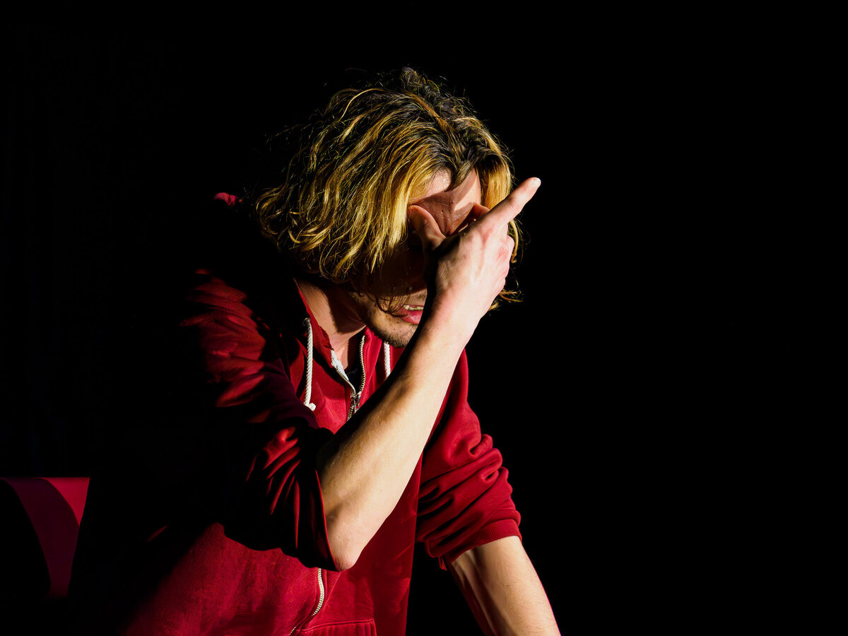 AS IF Cie Troisième Génération mise en scène Sergi Emiliano iGriell  jeu Agnès Delachair, Jules-Angelo Bigarnet, Clémentine Marchand, FaustineTournan, Paul Jeanson et, Matthieu Carrani_4030012-Enhanced-NR