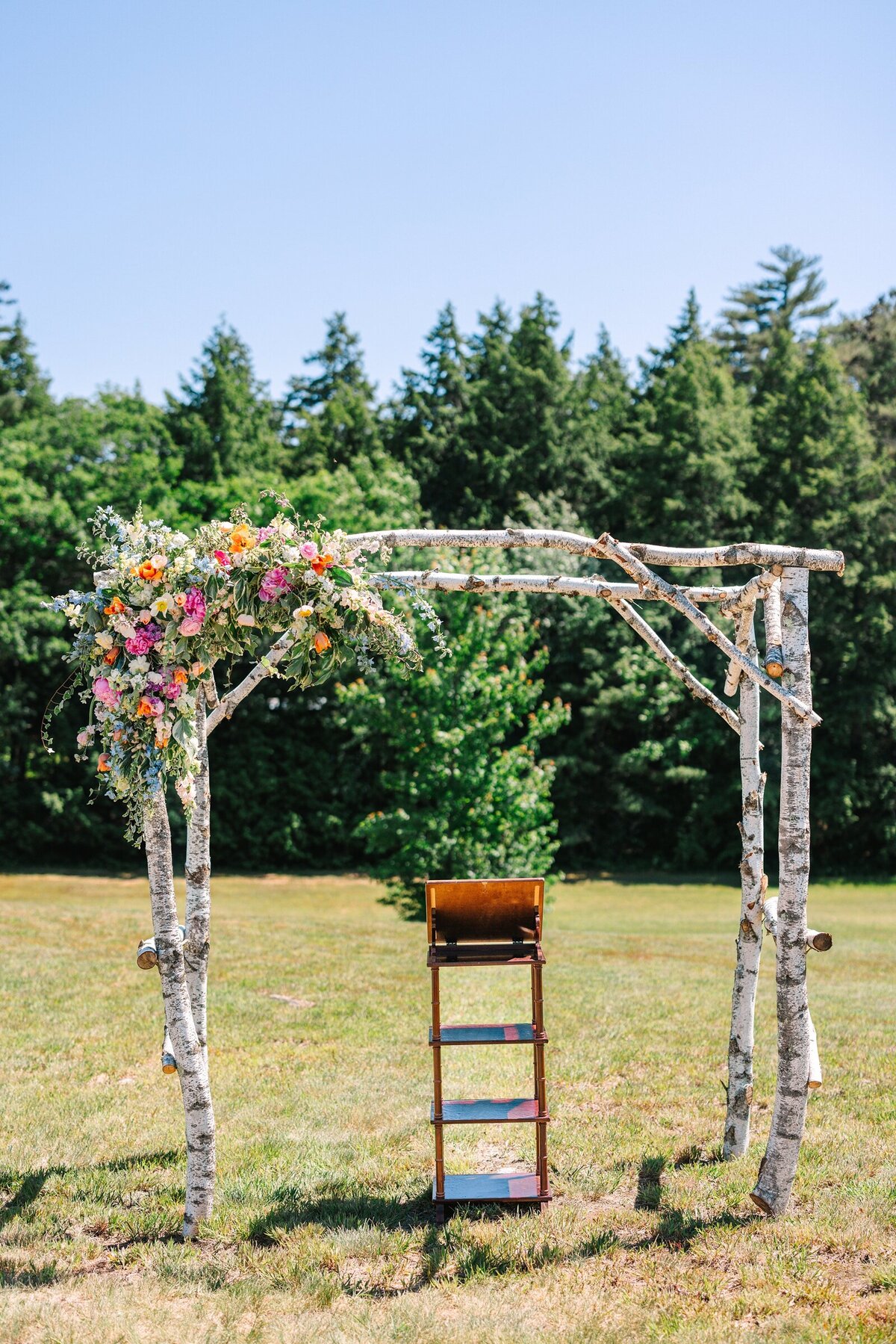Wildflower_Inspired_Sunny_Colorful_Wedding_Photography_Preserve_at_Chocorua_New_Hampshire_0022