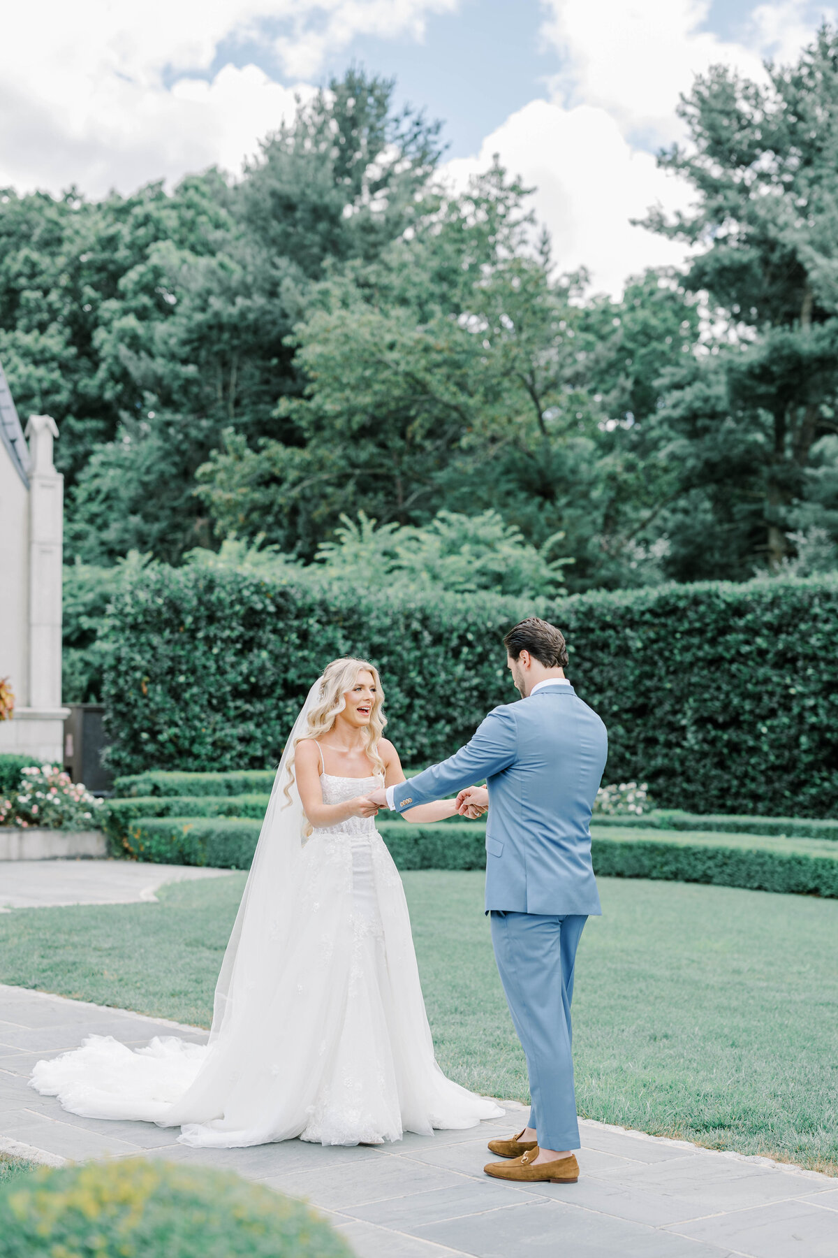 Caitlyn_and_Joe_Sneak_MTA-81